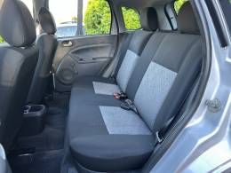 FORD - FIESTA - 2014/2014 - Prata - R$ 36.900,00