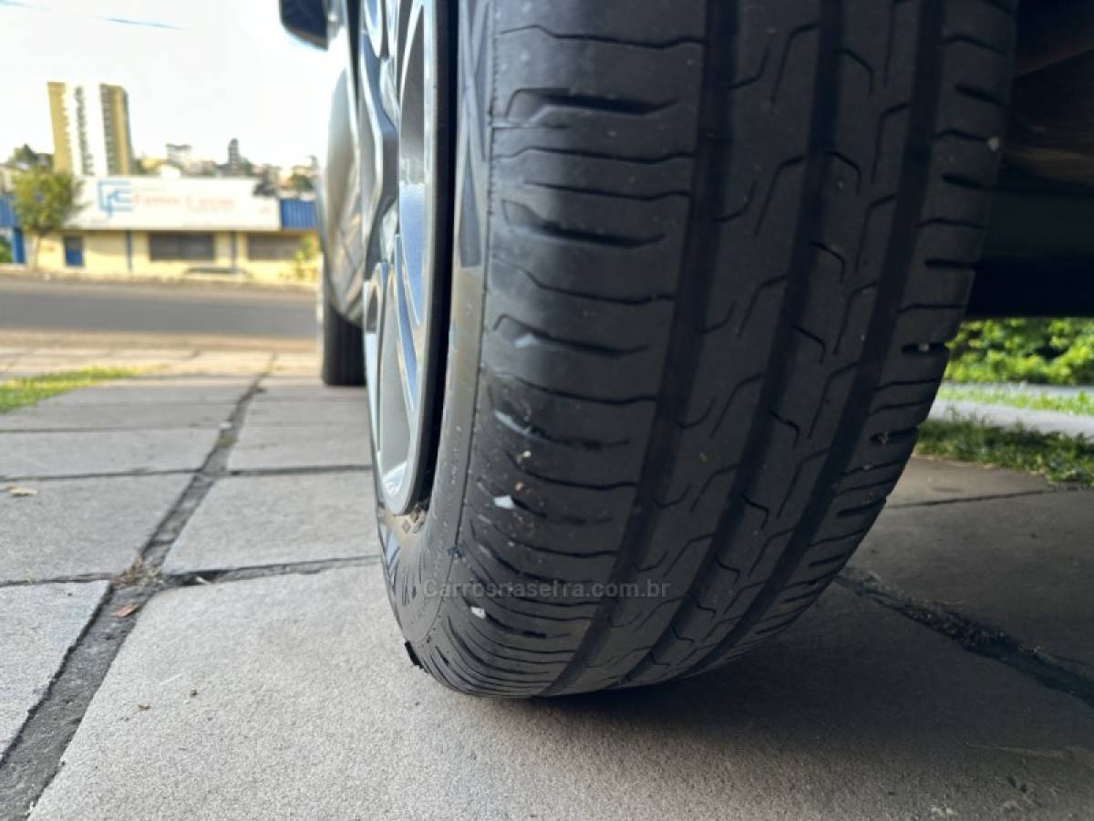 RENAULT - KWID - 2020/2020 - Branca - R$ 42.900,00