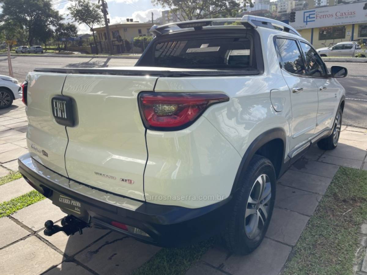 FIAT - TORO - 2018/2018 - Branca - R$ 112.900,00