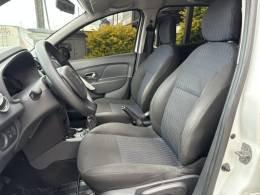 RENAULT - SANDERO - 2017/2017 - Branca - R$ 45.800,00