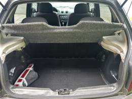 CHEVROLET - CELTA - 2015/2015 - Cinza - R$ 35.800,00