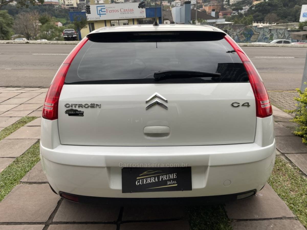 CITROËN - C4 - 2013/2013 - Branca - R$ 36.900,00