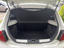 VOLKSWAGEN - GOL - 2017/2017 - Branca - R$ 46.900,00