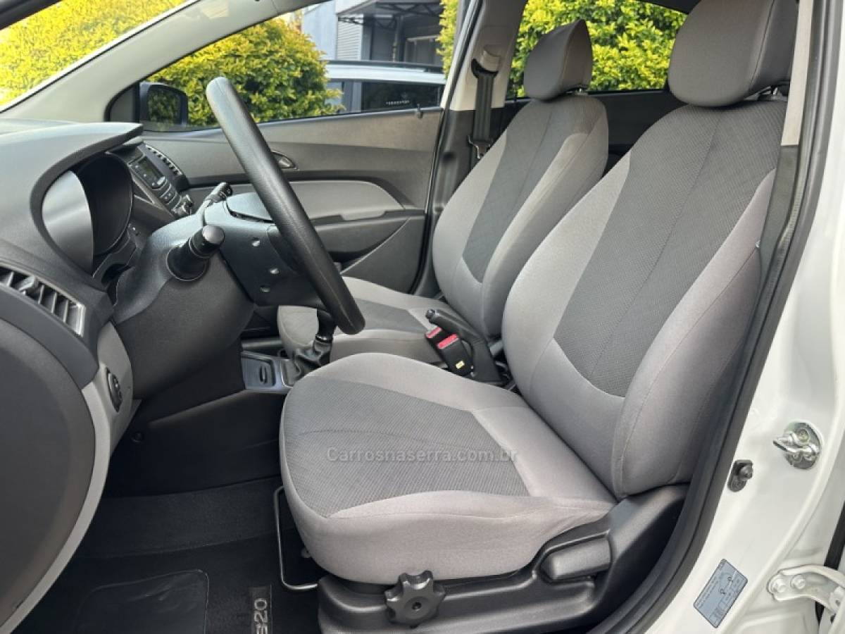 HYUNDAI - HB20S - 2019/2019 - Prata - R$ 62.900,00