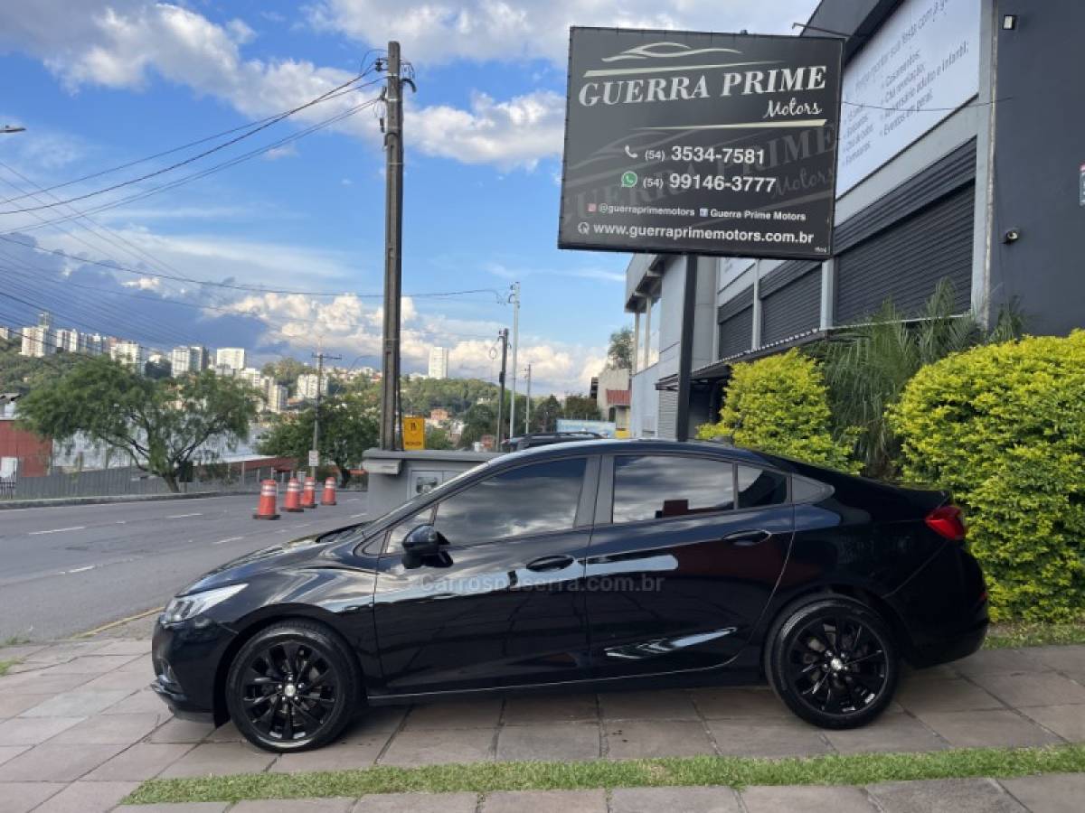 CHEVROLET - CRUZE - 2017/2017 - Preta - R$ 79.700,00