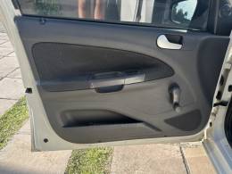 VOLKSWAGEN - VOYAGE - 2015/2015 - Branca - R$ 33.500,00