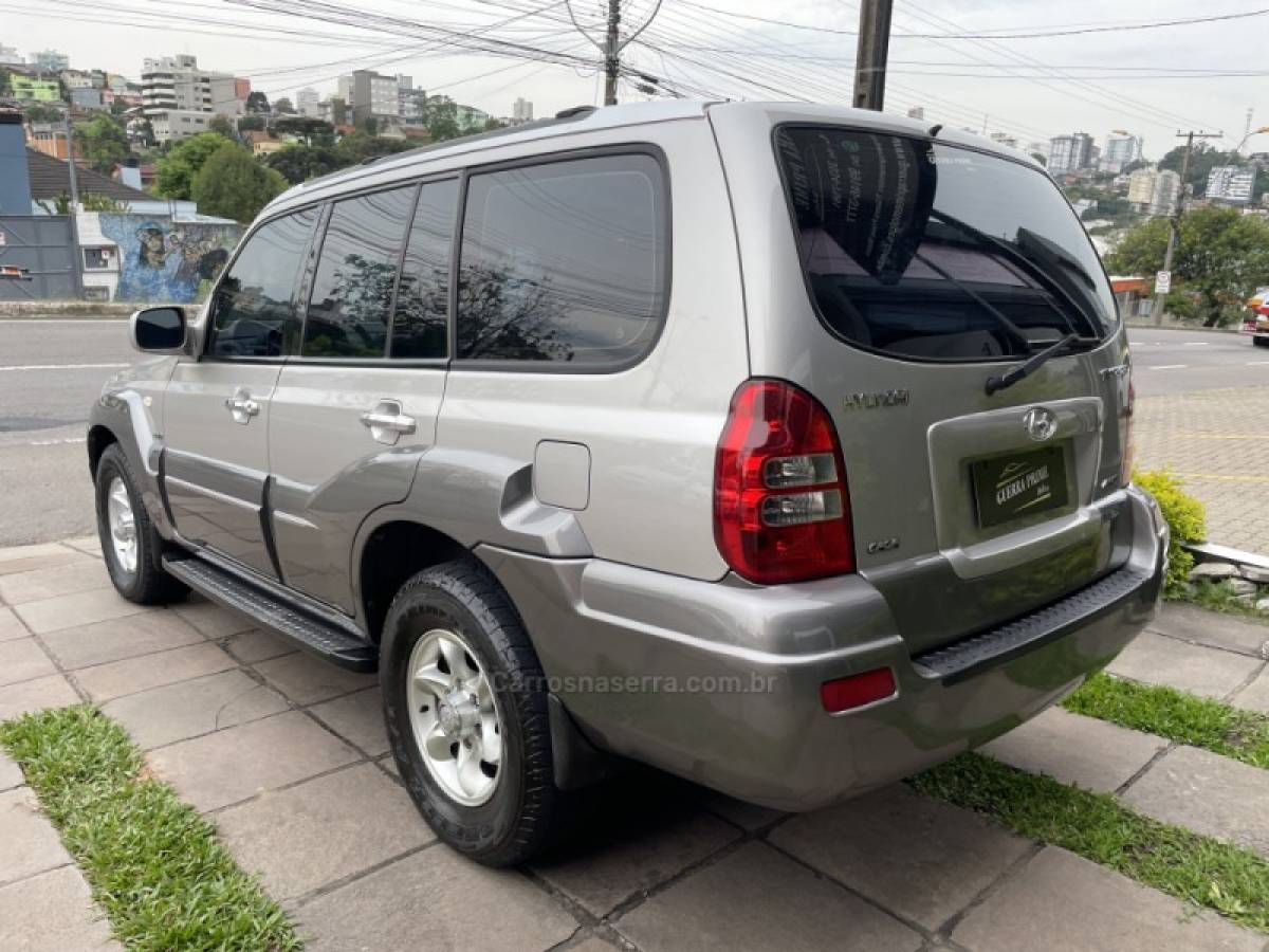 HYUNDAI - TERRACAN - 2005/2006 - Cinza - R$ 86.900,00