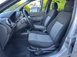 FORD - FIESTA - 2014/2014 - Prata - R$ 36.900,00