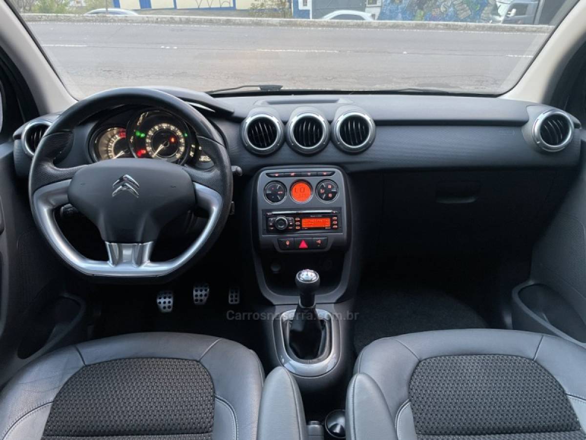 CITROËN - C3 - 2013/2013 - Prata - R$ 38.800,00
