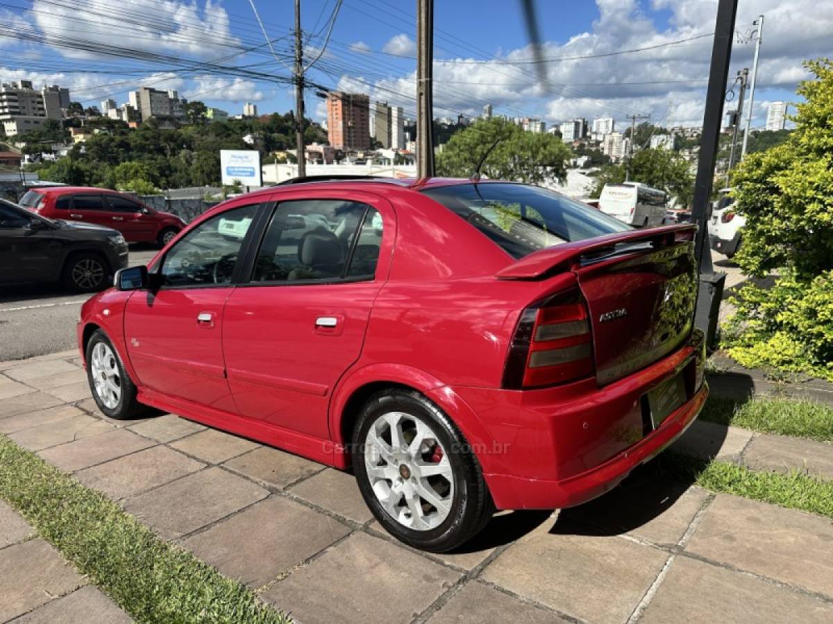 CHEVROLET - ASTRA - 2006/2006 - Vermelha - R$ 36.900,00