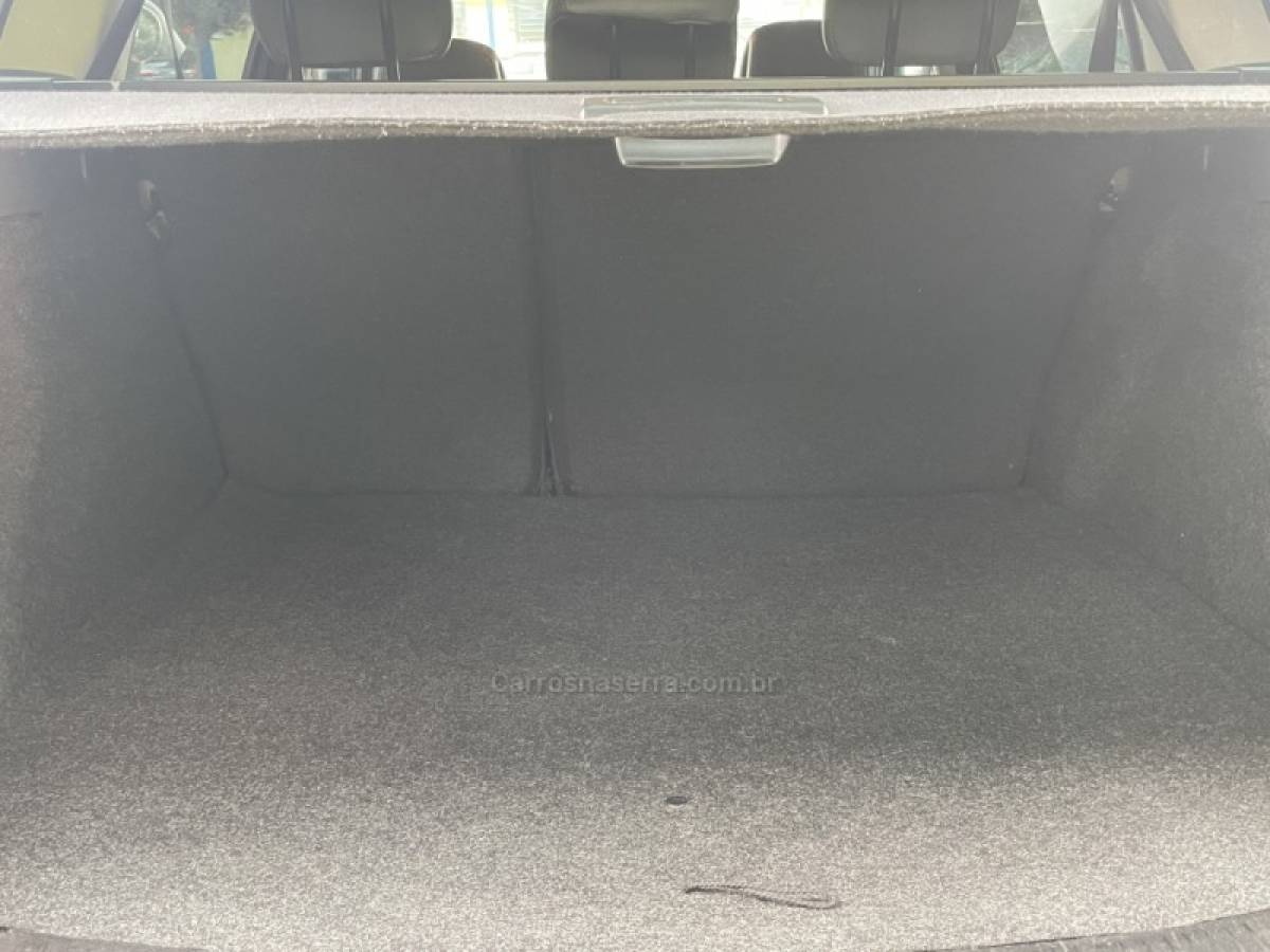 RENAULT - MÉGANE - 2013/2013 - Cinza - R$ 39.900,00