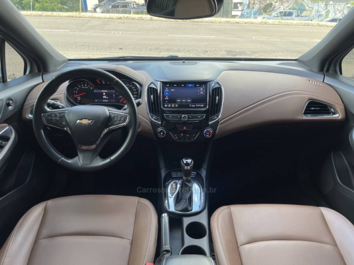 CHEVROLET - CRUZE - 2021/2021 - Branca - R$ 122.900,00