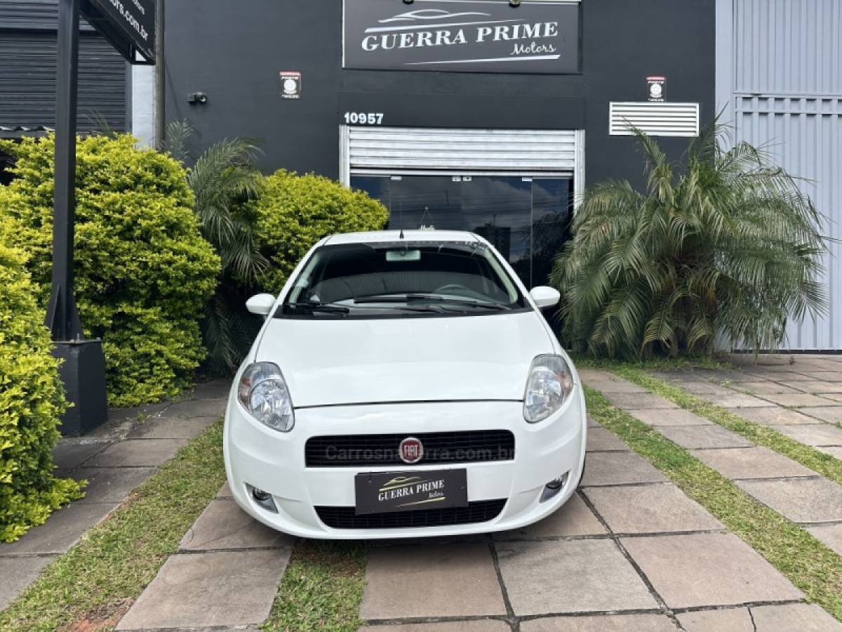 FIAT - PUNTO - 2008/2008 - Branca - R$ 33.900,00