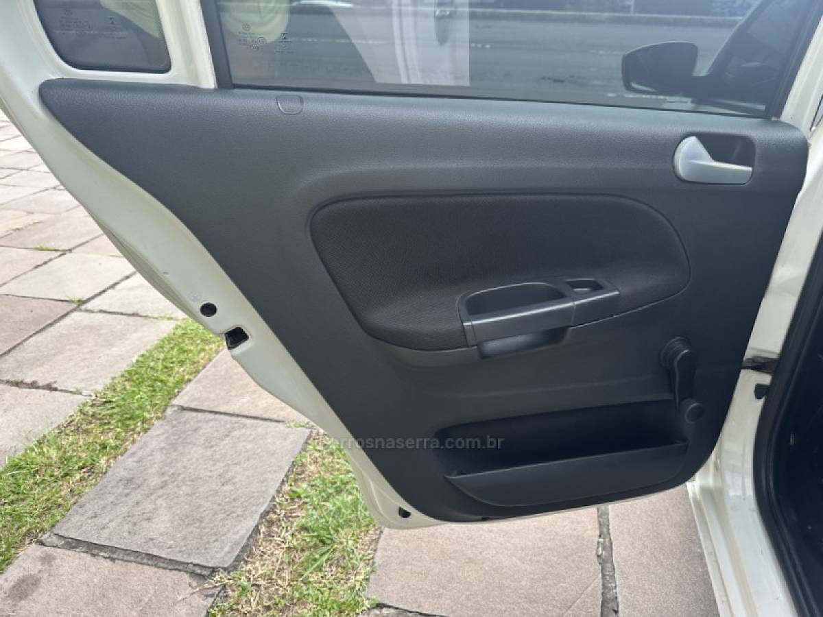 VOLKSWAGEN - GOL - 2017/2017 - Branca - R$ 46.900,00