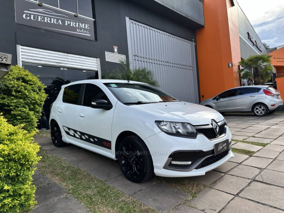 RENAULT - SANDERO - 2019/2019 - Branca - R$ 74.900,00