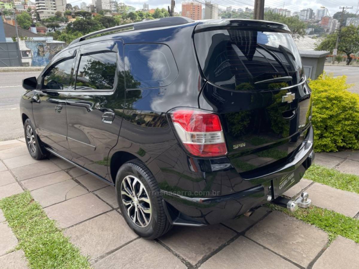 CHEVROLET - SPIN - 2018/2018 - Preta - R$ 68.900,00