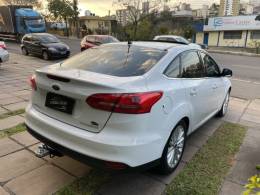 FORD - FOCUS - 2016/2016 - Branca - R$ 67.900,00
