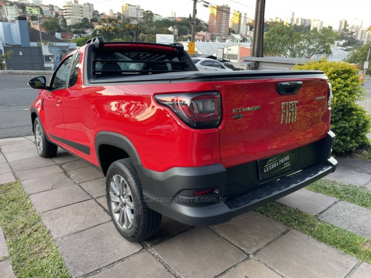 FIAT - STRADA - 2020/2021 - Vermelha - R$ 84.900,00