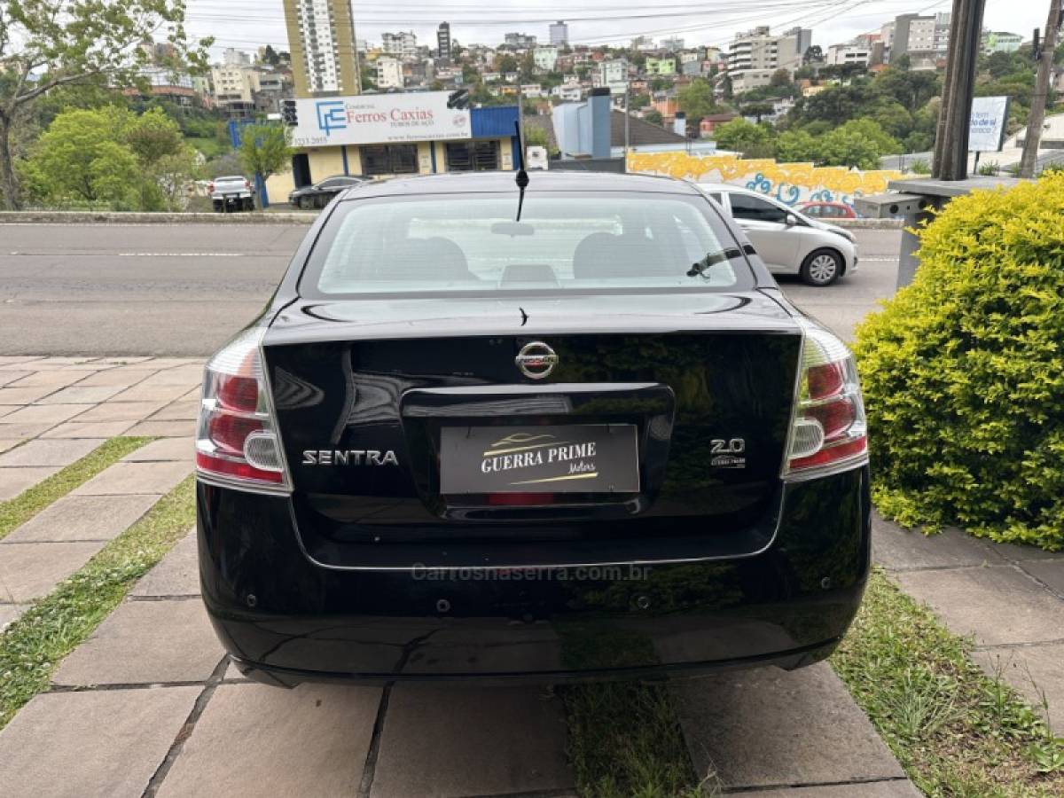 NISSAN - SENTRA - 2008/2008 - Preta - R$ 24.500,00