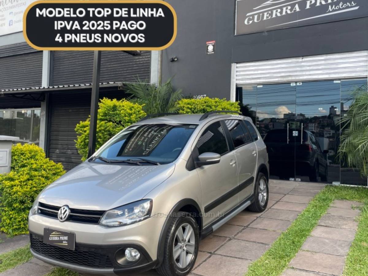 VOLKSWAGEN - SPACE CROSS - 2012/2012 - Prata - R$ 41.900,00