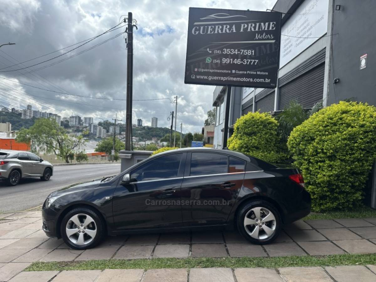 CHEVROLET - CRUZE - 2014/2014 - Preta - R$ 63.900,00