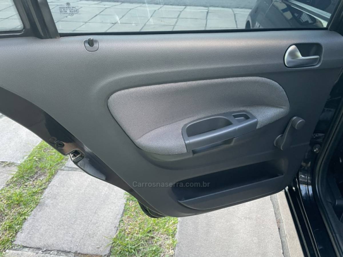 VOLKSWAGEN - GOL - 2010/2010 - Preta - R$ 31.900,00