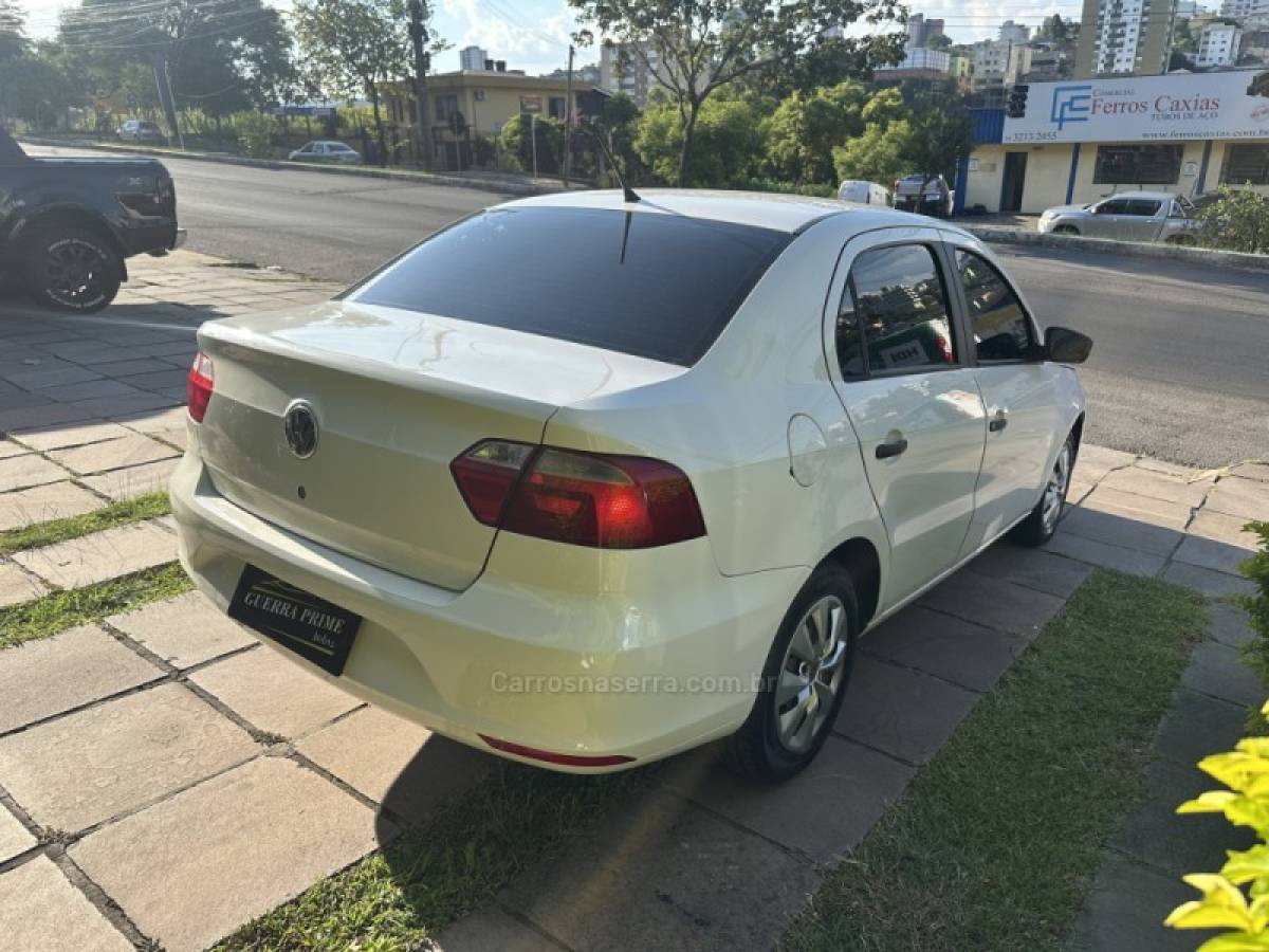 VOLKSWAGEN - VOYAGE - 2015/2015 - Branca - R$ 33.500,00