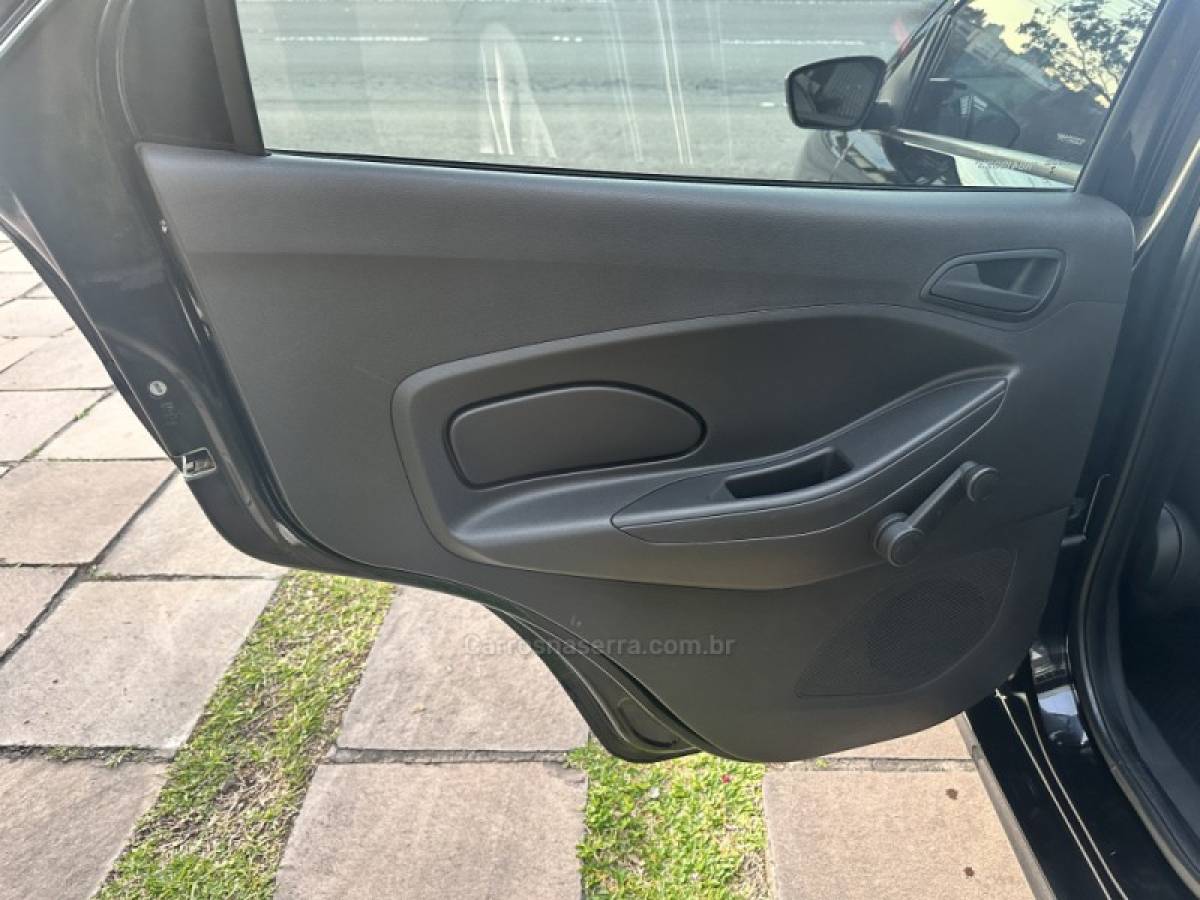 FORD - KA - 2017/2017 - Preta - R$ 43.800,00