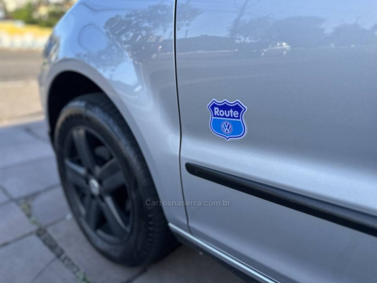 VOLKSWAGEN - SPACEFOX - 2010/2010 - Prata - R$ 36.900,00