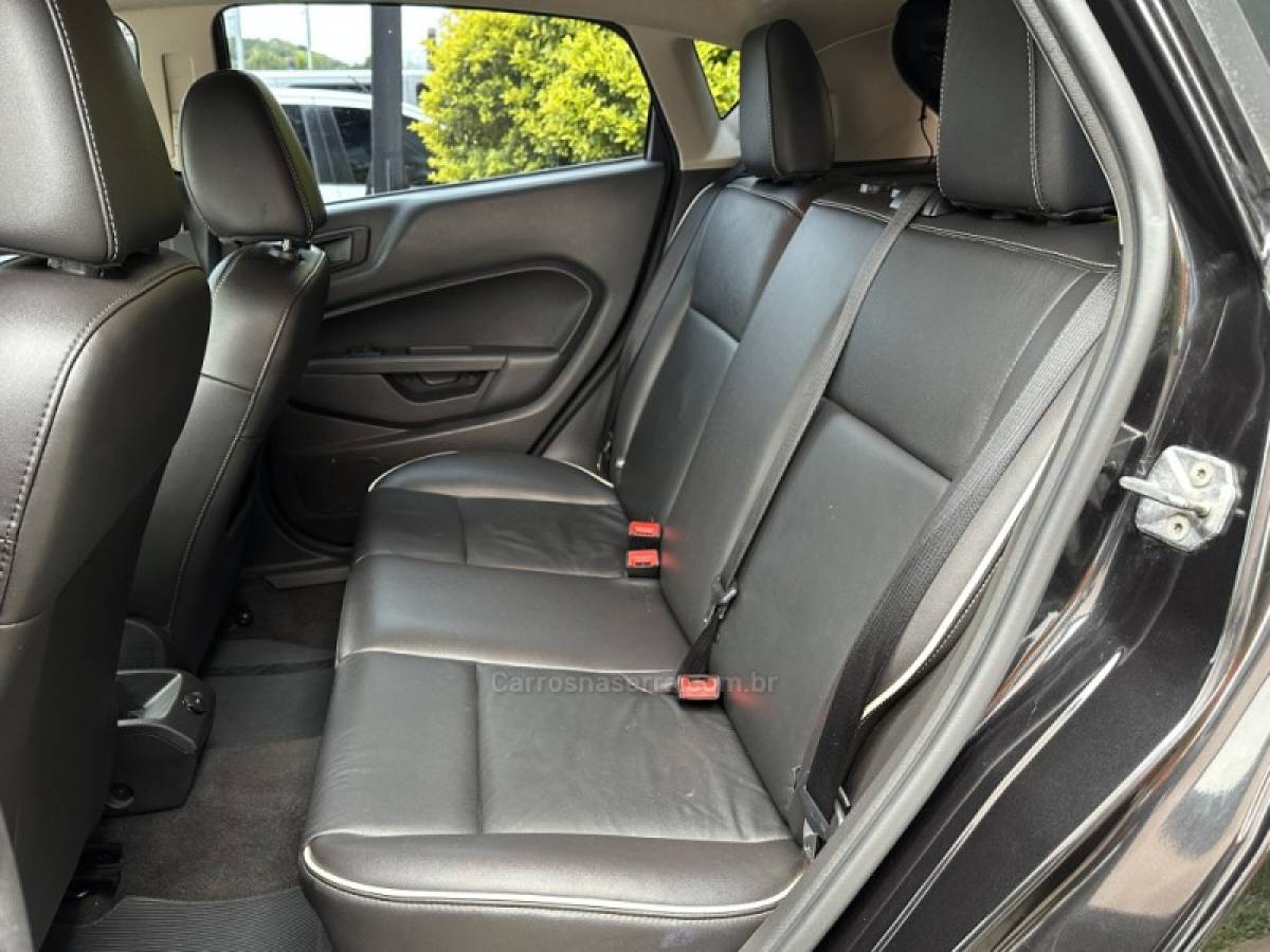 FORD - FIESTA - 2013/2013 - Preta - R$ 44.900,00