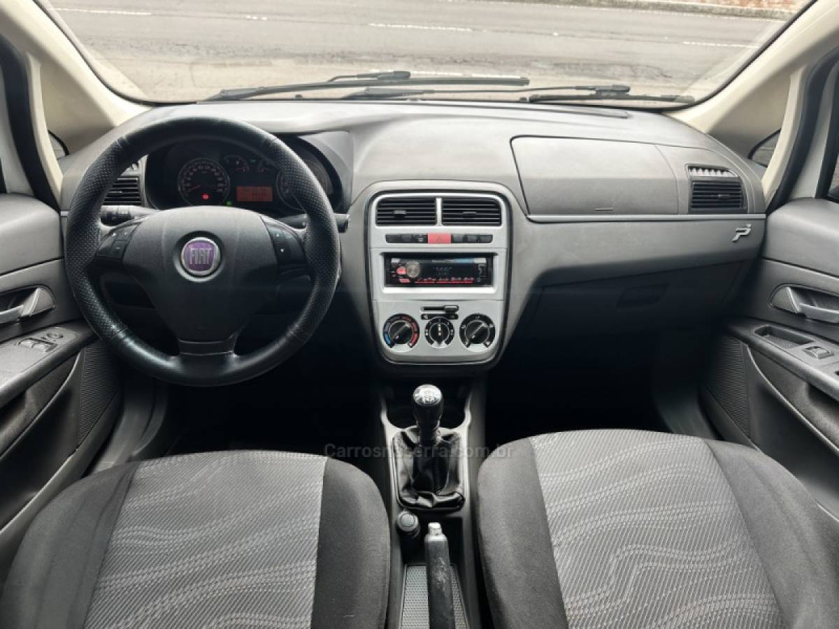 FIAT - PUNTO - 2008/2008 - Branca - R$ 33.900,00