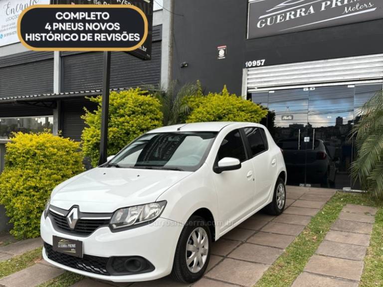 RENAULT - SANDERO - 2017/2017 - Branca - R$ 45.800,00