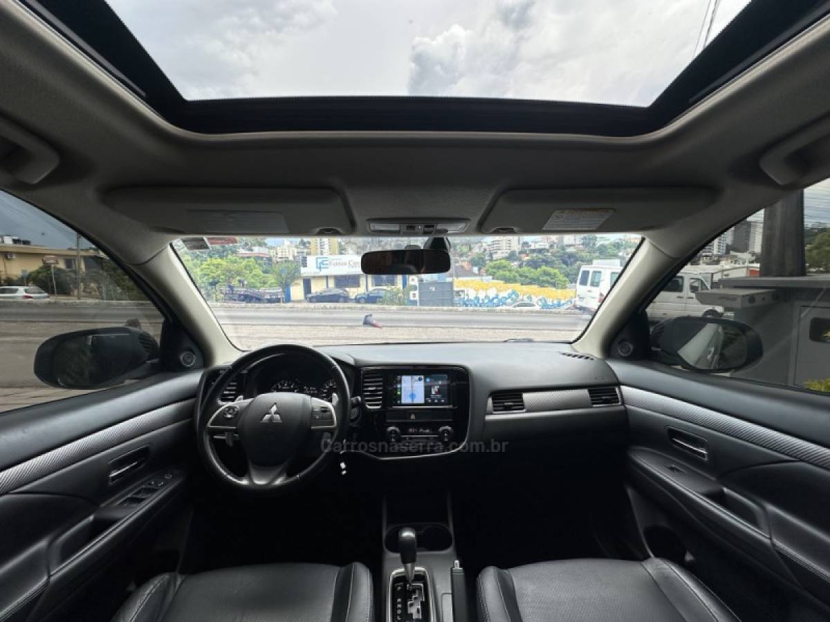 MITSUBISHI - OUTLANDER - 2014/2014 - Branca - R$ 76.900,00