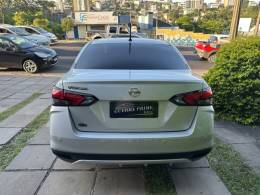 NISSAN - VERSA - 2021/2021 - Prata - R$ 78.800,00