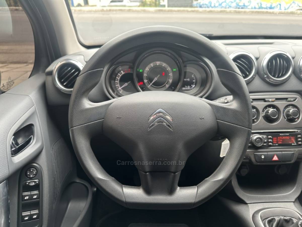 CITROËN - C3 - 2015/2015 - Prata - R$ 38.800,00