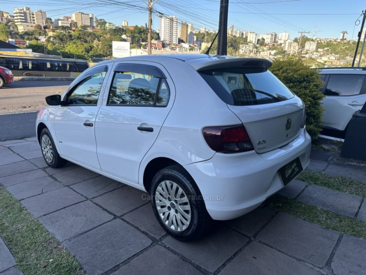 VOLKSWAGEN - GOL - 2011/2011 - Branca - R$ 29.900,00