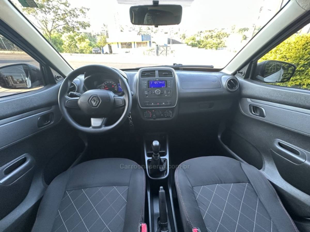 RENAULT - KWID - 2020/2020 - Branca - R$ 42.900,00