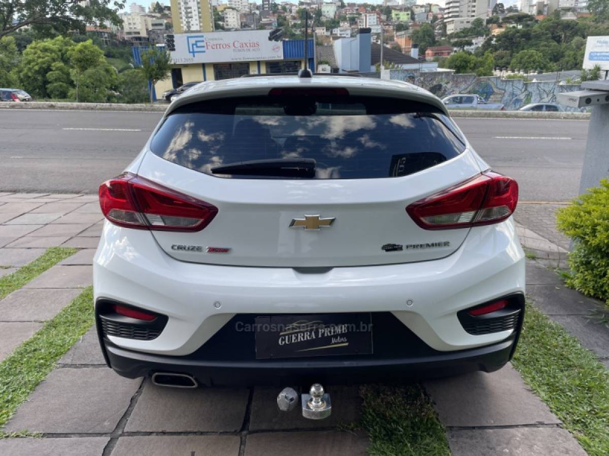 CHEVROLET - CRUZE - 2021/2021 - Branca - R$ 122.900,00