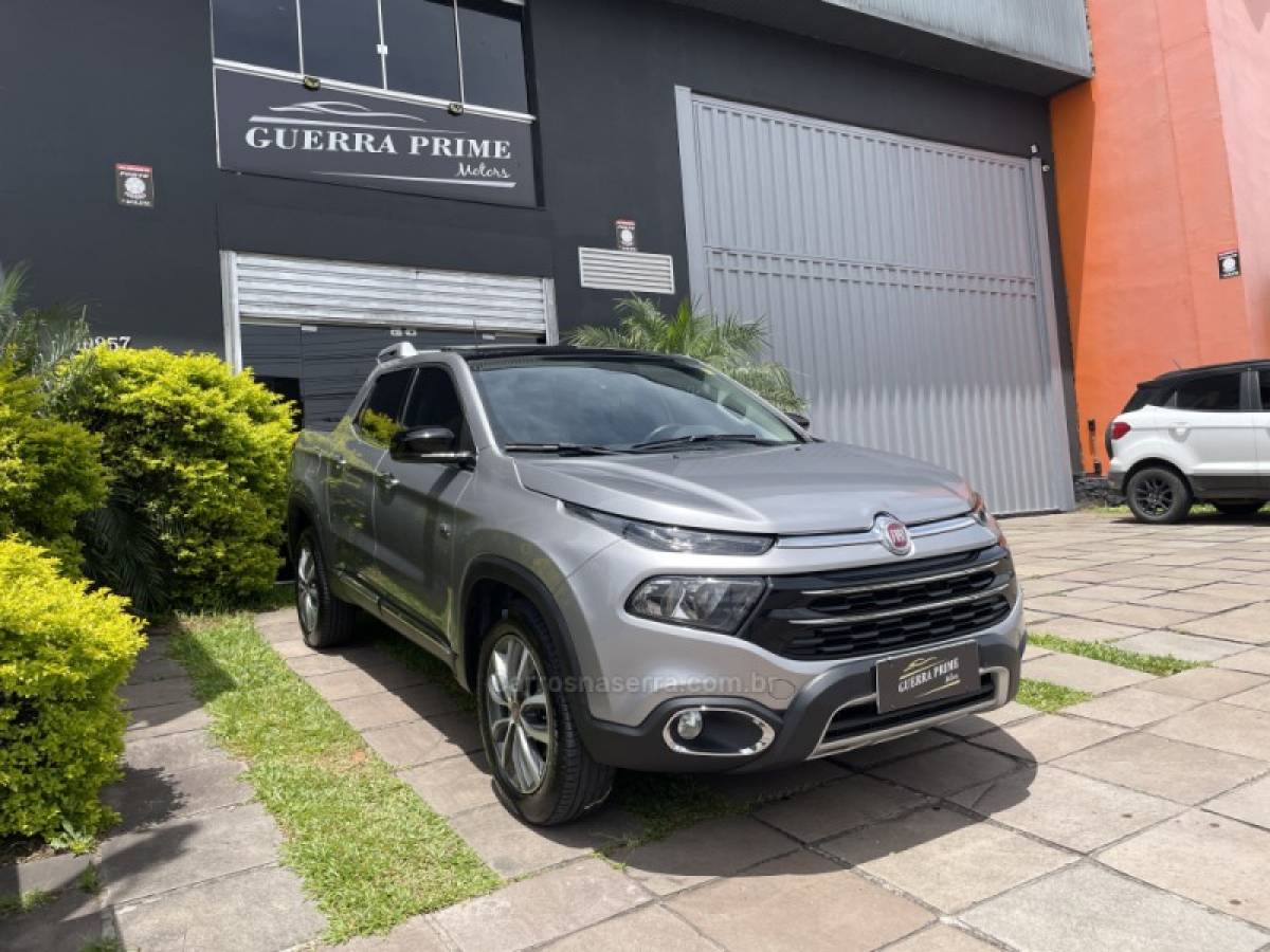 FIAT - TORO - 2020/2020 - Prata - R$ 120.900,00