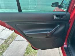 VOLKSWAGEN - GOLF - 2005/2005 - Vermelha - R$ 29.300,00