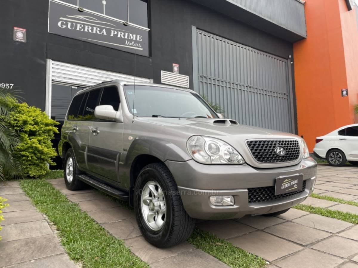 HYUNDAI - TERRACAN - 2005/2006 - Cinza - R$ 86.900,00