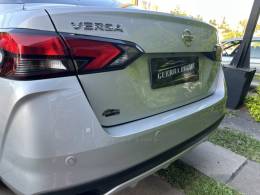 NISSAN - VERSA - 2021/2021 - Prata - R$ 78.800,00