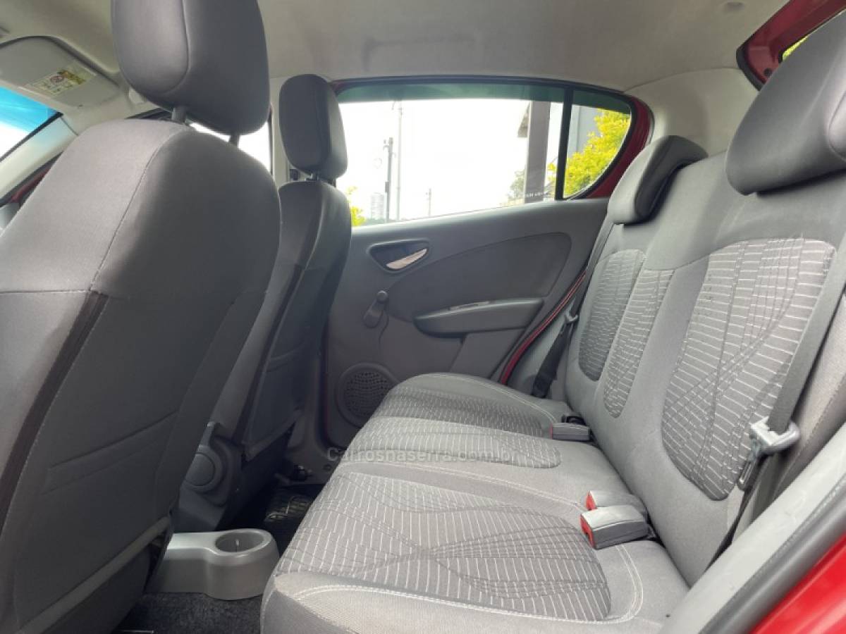 FIAT - PALIO - 2016/2016 - Vermelha - R$ 42.900,00