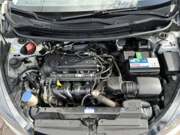 HYUNDAI - HB20S - 2015/2015 - Prata - R$ 52.800,00