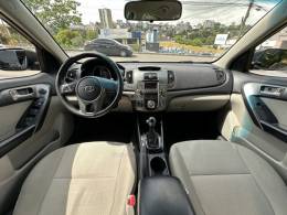 KIA MOTORS - CERATO - 2011/2011 - Preta - R$ 49.900,00