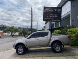 MITSUBISHI - L200 TRITON - 2015/2015 - Prata - R$ 134.900,00