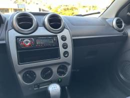 FORD - FIESTA - 2011/2011 - Prata - R$ 29.900,00
