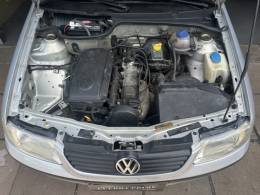 VOLKSWAGEN - GOL - 2004/2004 - Prata - R$ 16.900,00