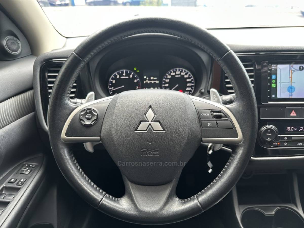MITSUBISHI - OUTLANDER - 2014/2014 - Branca - R$ 76.900,00