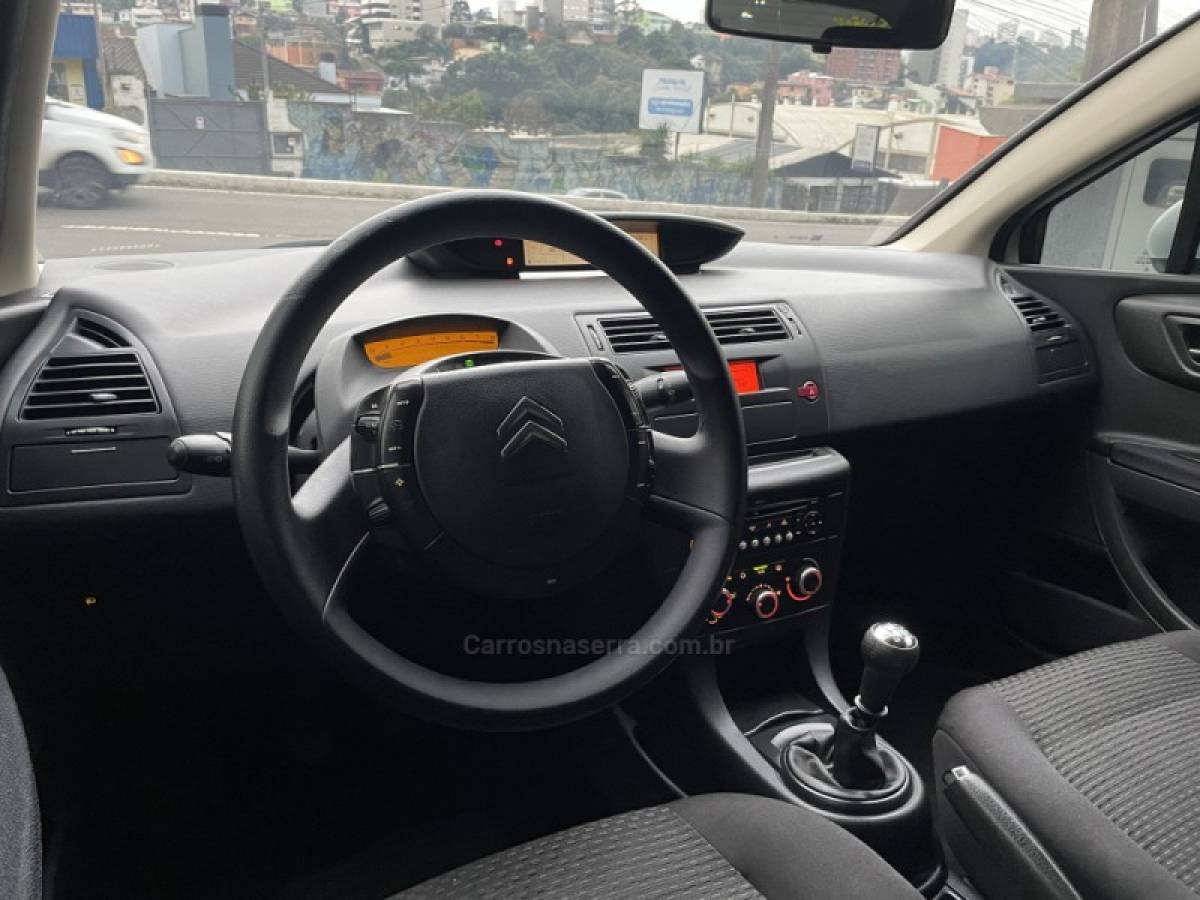 CITROËN - C4 - 2013/2013 - Branca - R$ 36.900,00